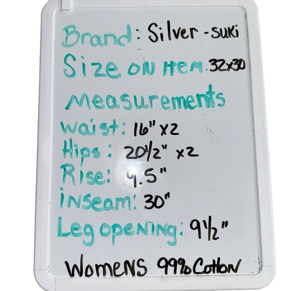 Silver SUKI Women’s 32X30 Dark Wash Fading Rivets Sequins Mid-Rise Bootcut - Picture 9 of 9